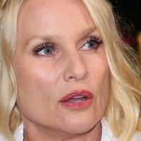 Nicollette Sheridan Nøgen
