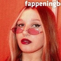 _nikkyg Nøgen