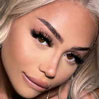 NinaaNicolette Nøgen