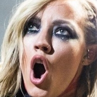 Nita Strauss Nøgen