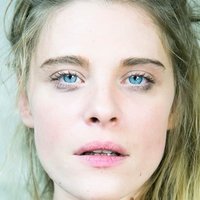Ornella Boule Nøgen