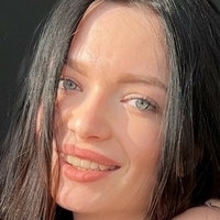 Polina Savina Nøgen