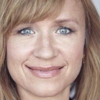 Puk Scharbau Nøgen