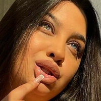 ramonasanziana Nøgen