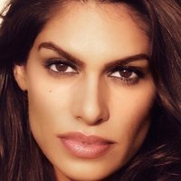 Rayna Tharani Nøgen