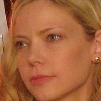 Riki Lindhome Nøgen