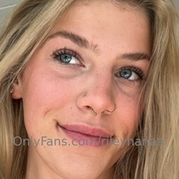 rileyhanaa Nøgen