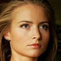 Robyn Addison Nøgen