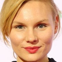 Rosalie Thomass Nøgen