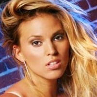 Sabrina Renata Maahs Nøgen