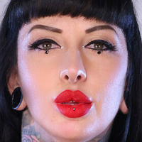 Sania Mallory Nøgen