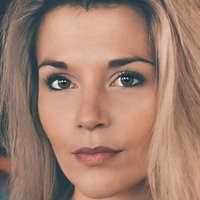 Sarah Bonrepaux Nøgen