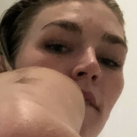 Savannah Lewis Nøgen