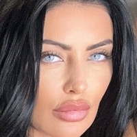 Scarlet Bouvier Nøgen