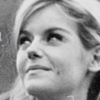 Sharon Farrell Nøgen