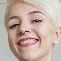 Slitchi Nøgen