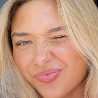 Tayla Stevenson Nøgen