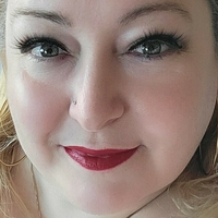 theviviennerose Nøgen