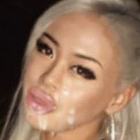 Tiffany Luu Nøgen