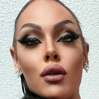 Tsangelastone Nøgen