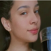 Uma_abelinhaa Nøgen