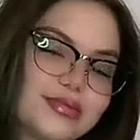 Valentina Strauss Nøgen