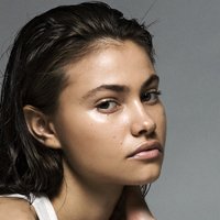 Yara Khmidan Nøgen