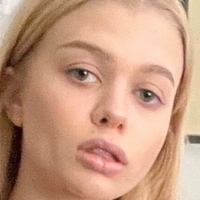 Yourfelisha Nøgen