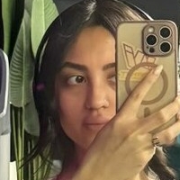 Zareth Alcantar Nøgen